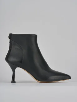 Stivaletti tacco 7cm pelle nero