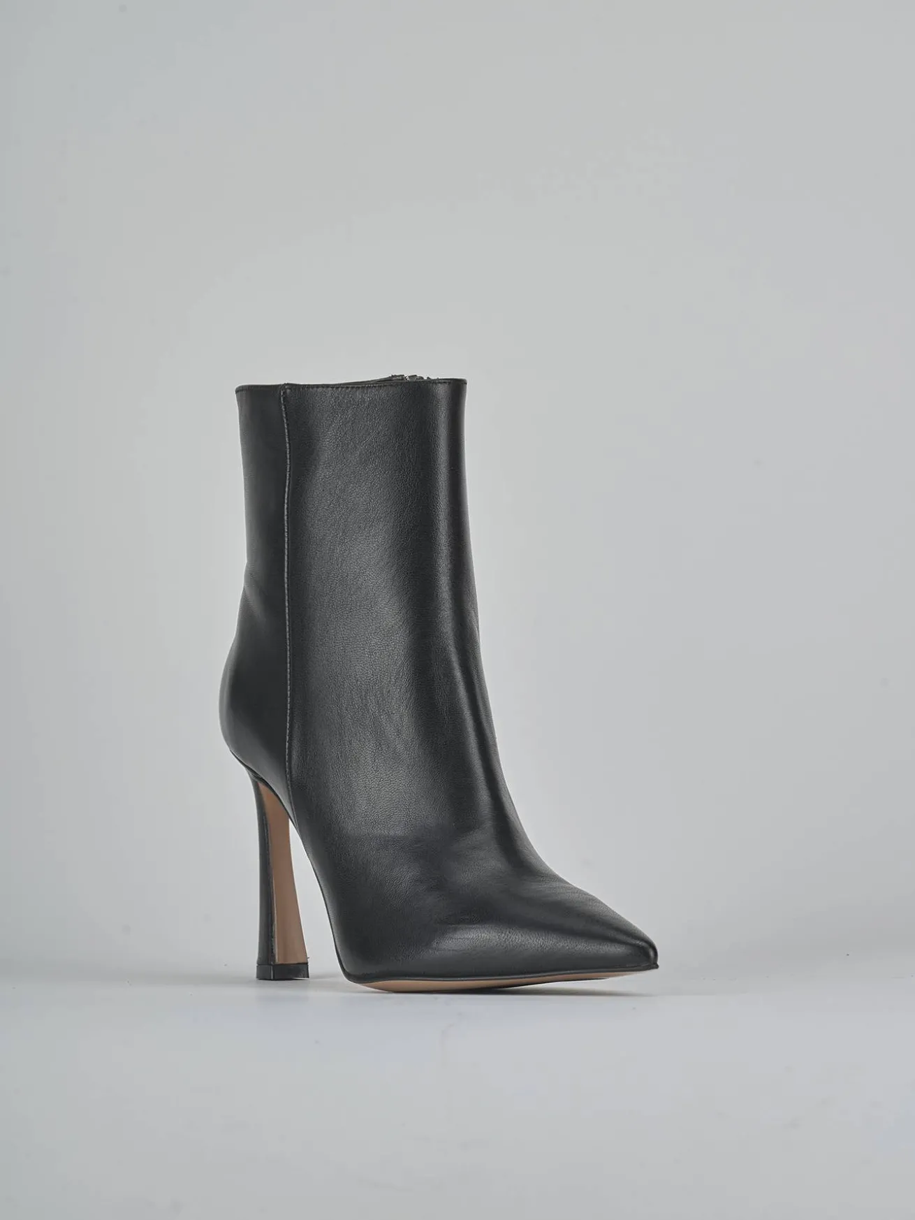 Stivaletti tacco 9cm pelle nero