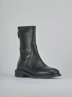 Stivaletti tacco 3cm pelle nero