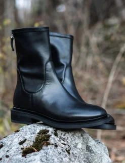 Stivaletti tacco 3cm pelle nero