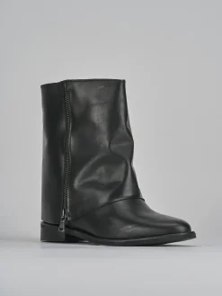 Stivaletti tacco 2cm pelle nero