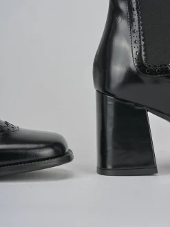 Stivaletti tacco 8cm pelle nero