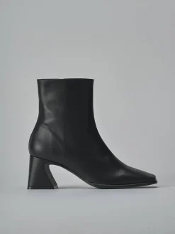 Stivaletti tacco 6cm pelle nero