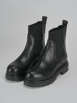 Stivaletti tacco 2cm pelle nero