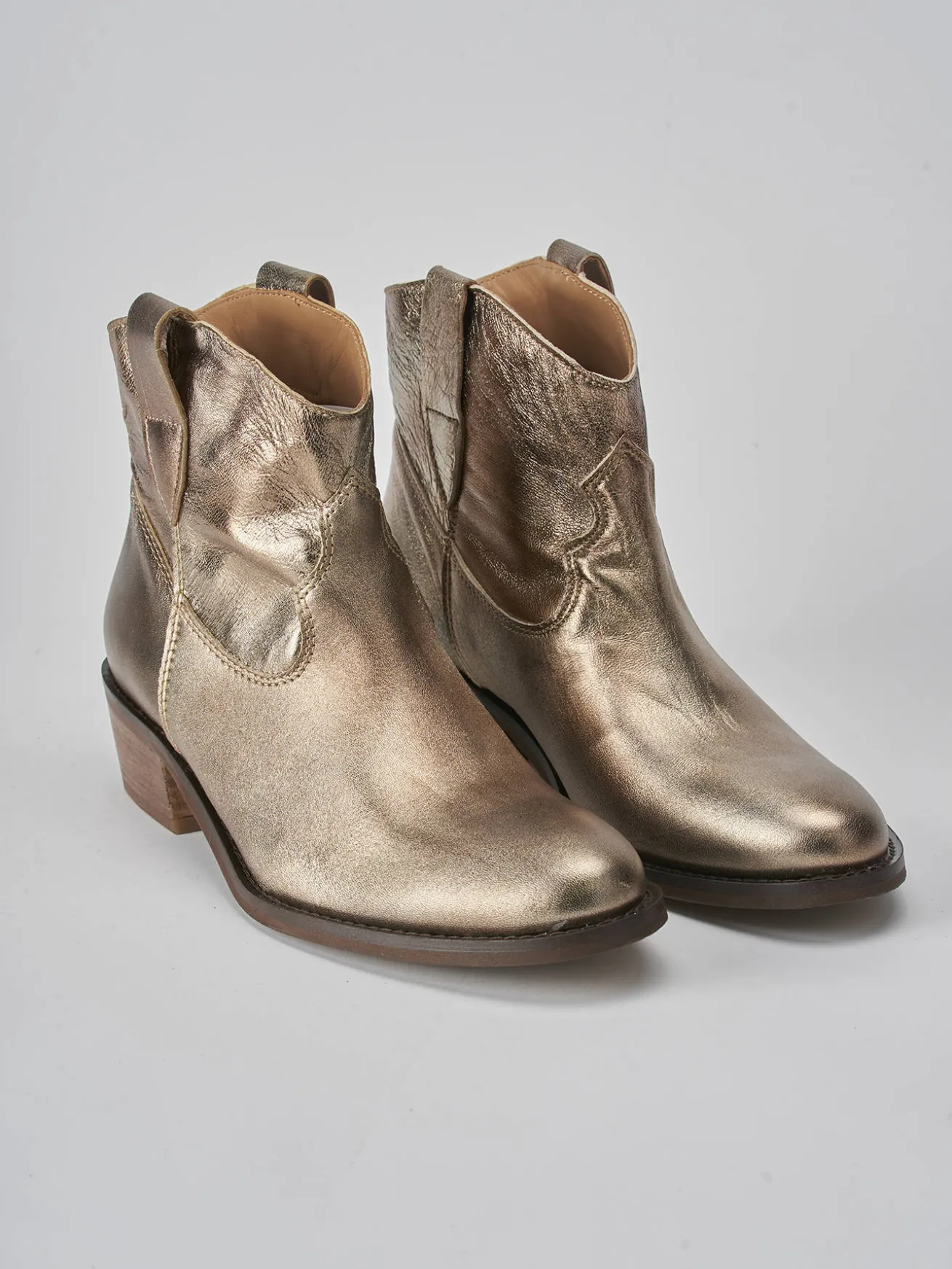 Stivaletti tacco 3cm pelle oro