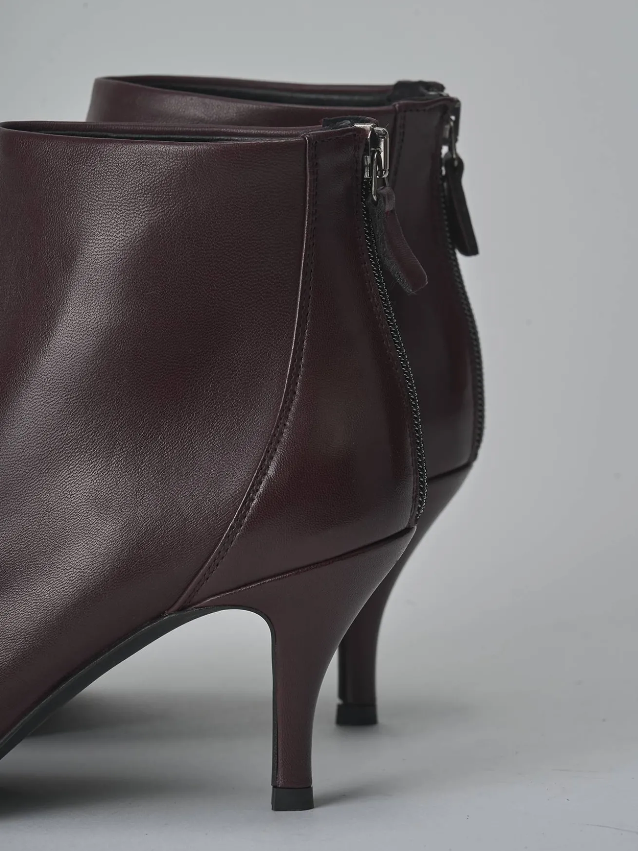 Stivaletti tacco 7cm pelle bordo'