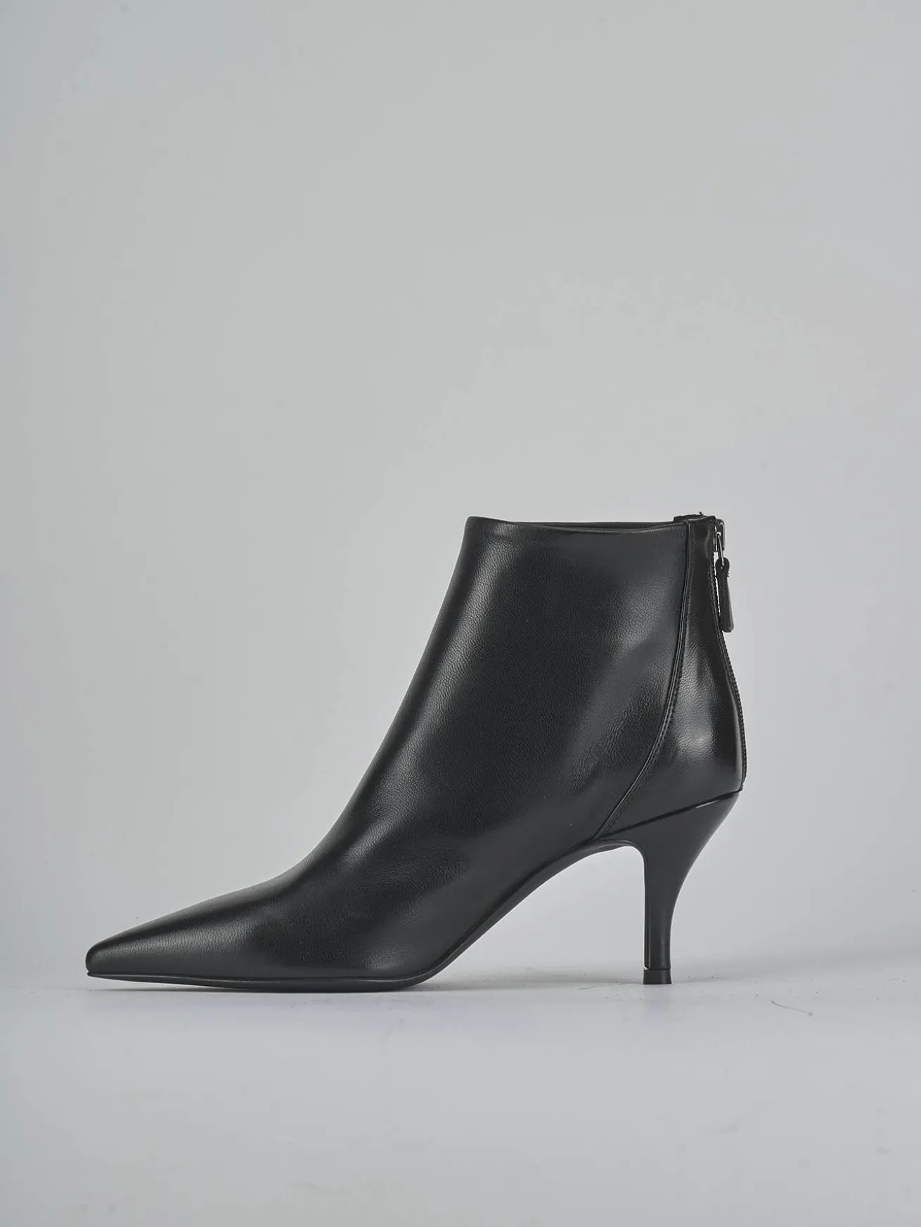 Stivaletti tacco 7cm pelle nero