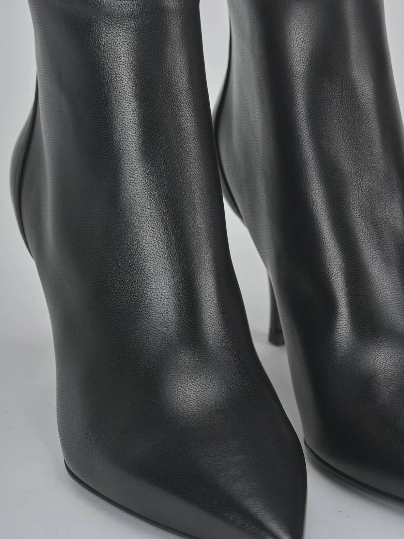 Stivaletti tacco 7cm pelle nero