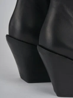 Stivaletti tacco 7cm pelle nero