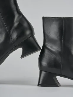 Stivaletti tacco 5cm pelle nero