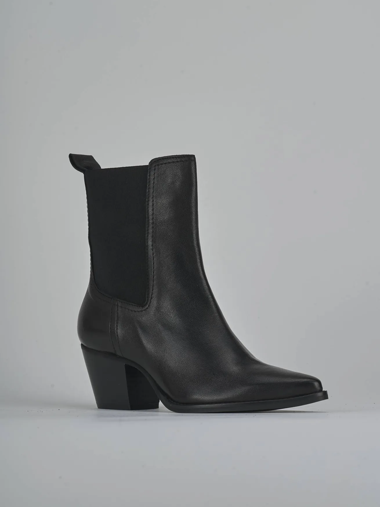 Stivaletti tacco 7cm pelle nero