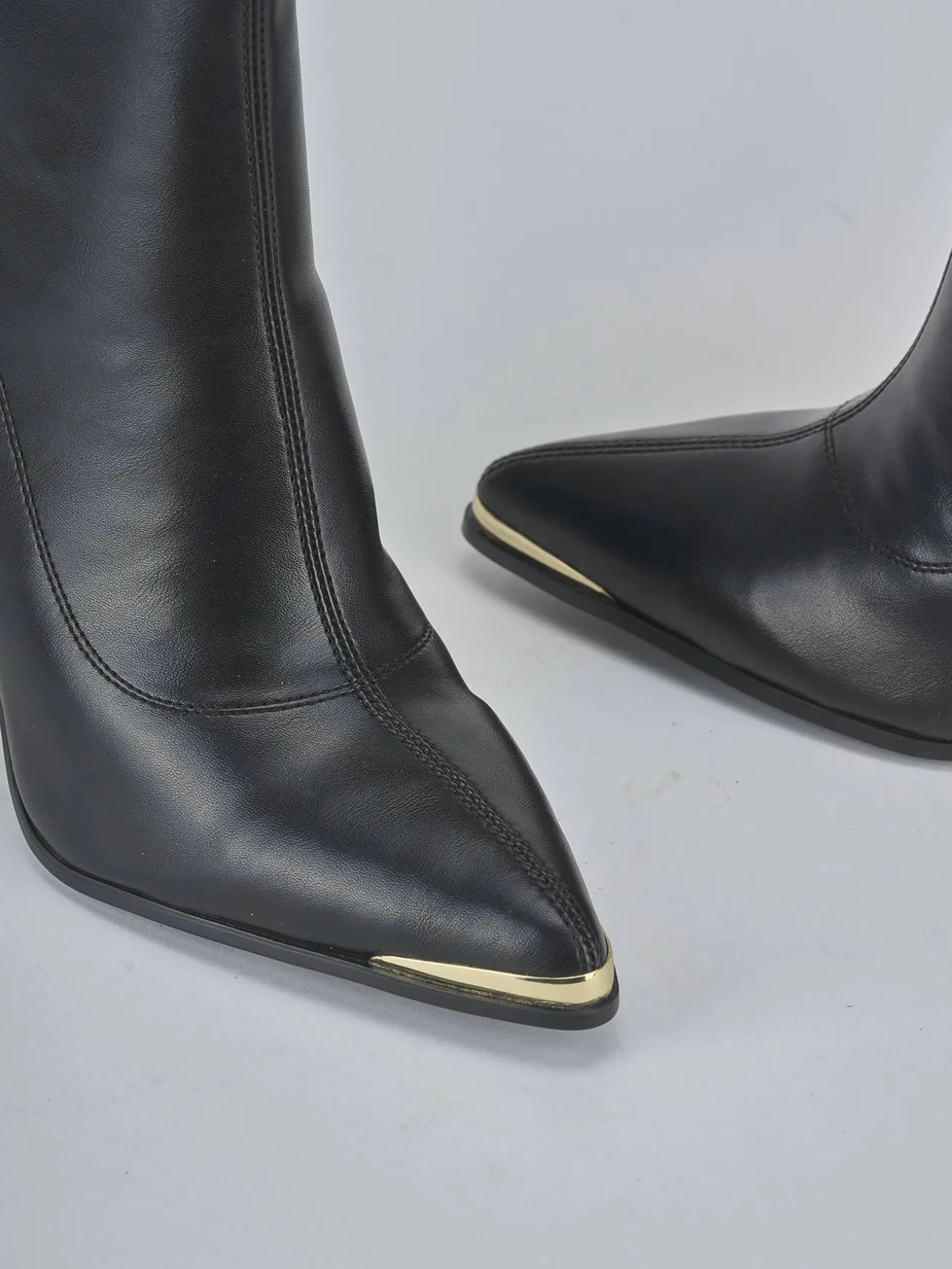 Stivaletti tacco 10cm pelle sostenibile nero