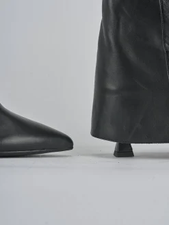 Stivaletti tacco 7cm pelle nero