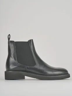 Stivaletti tacco 2cm pelle nero