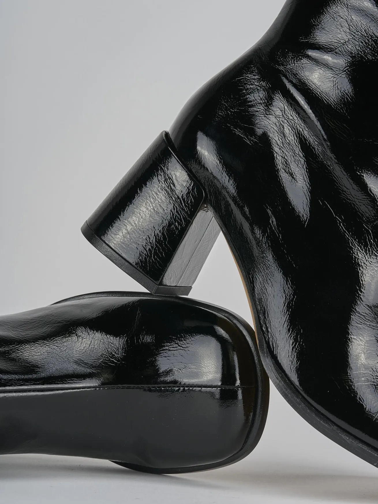 Stivaletti tacco 5cm vernice nero