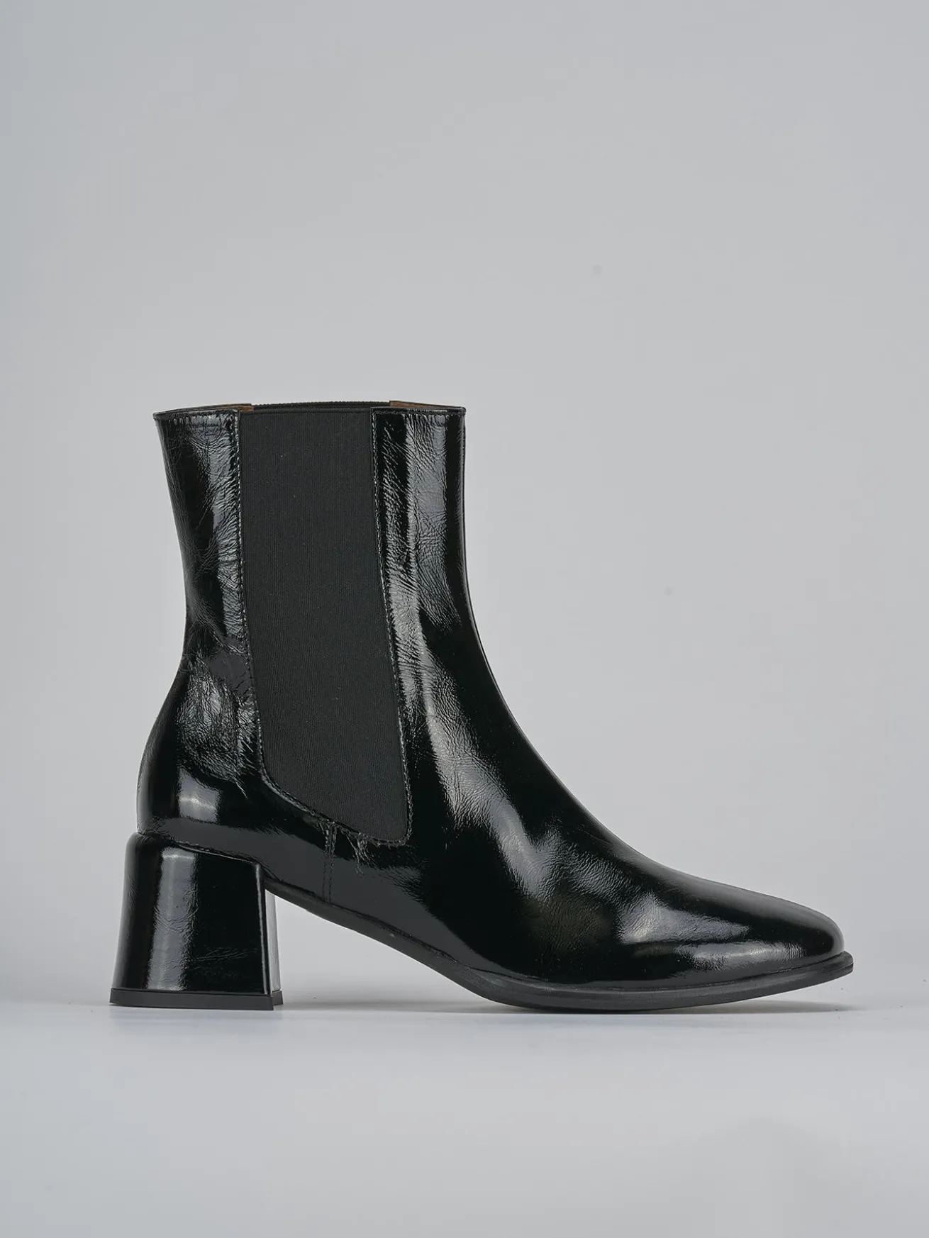 Stivaletti tacco 5cm vernice nero