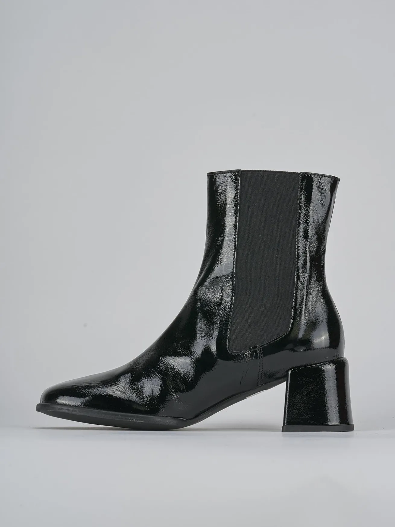 Stivaletti tacco 5cm vernice nero