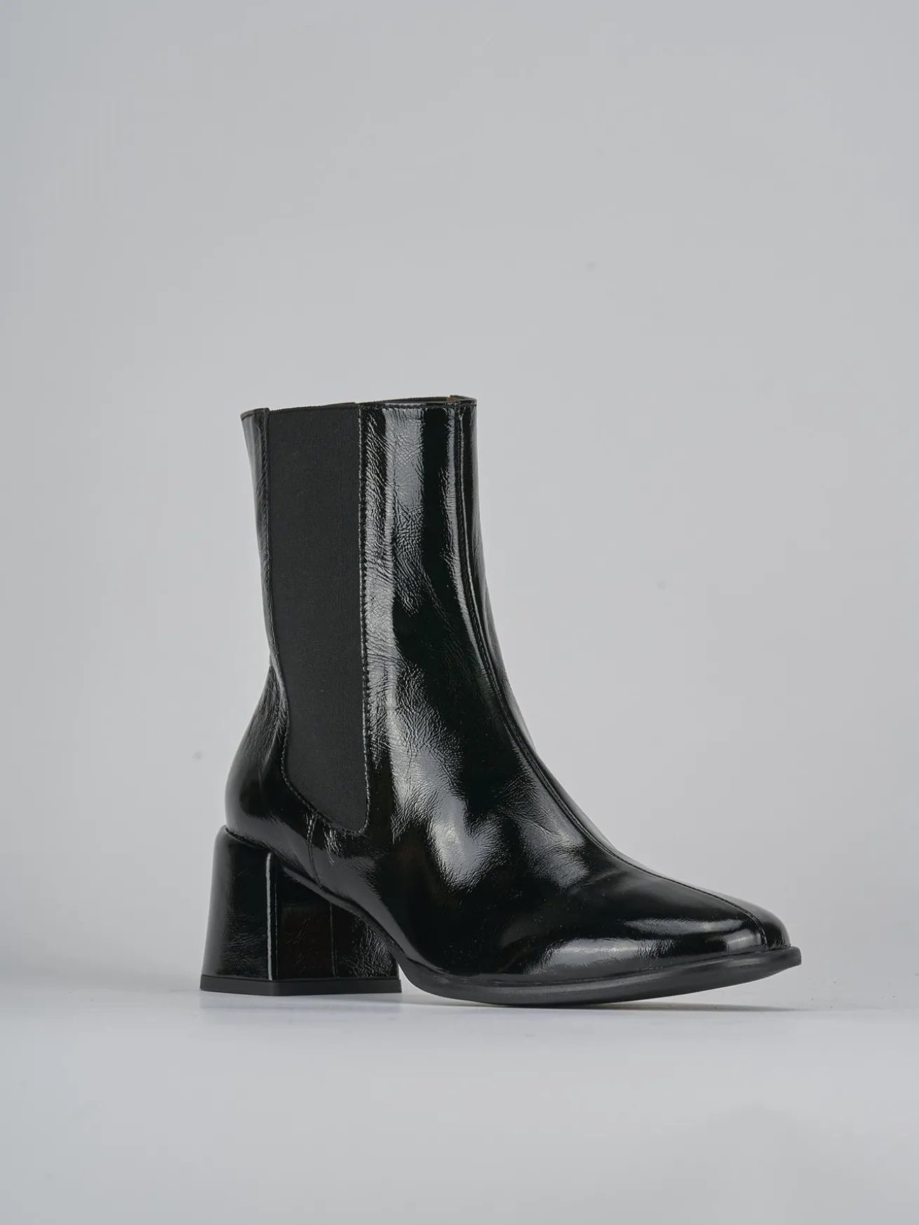 Stivaletti tacco 5cm vernice nero