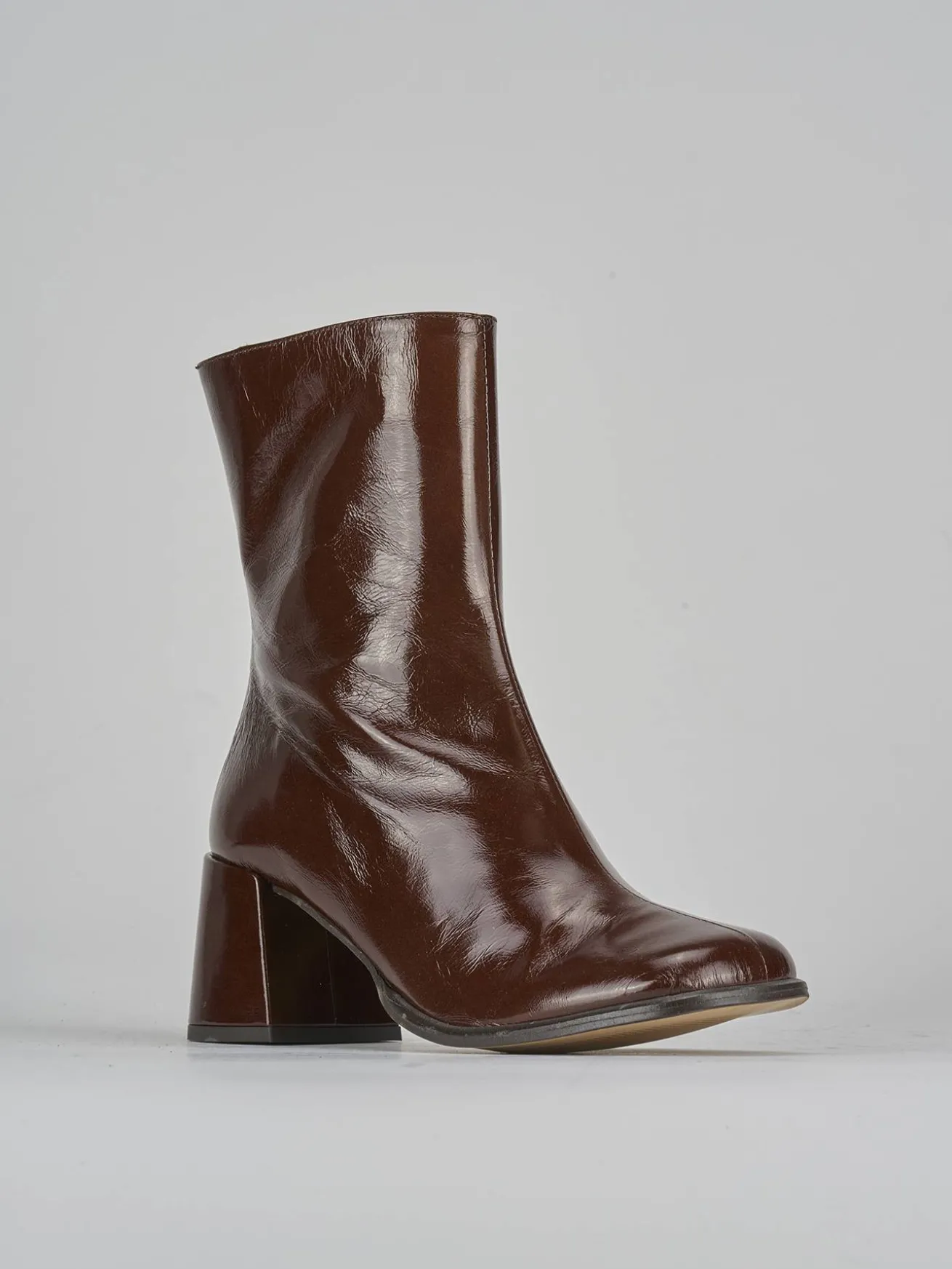 Stivaletti tacco 5cm vernice testa