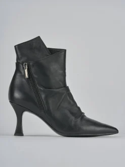 Stivaletto tacco 7 cm nero pelle