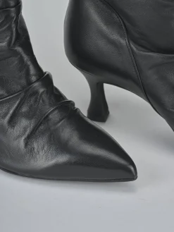 Stivaletto tacco 7 cm nero pelle