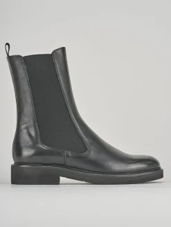 Stivaletto tacco 2 cm nero pelle