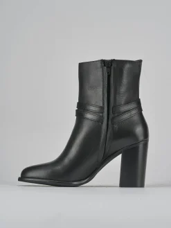 Stivaletto tacco 8 cm nero pelle