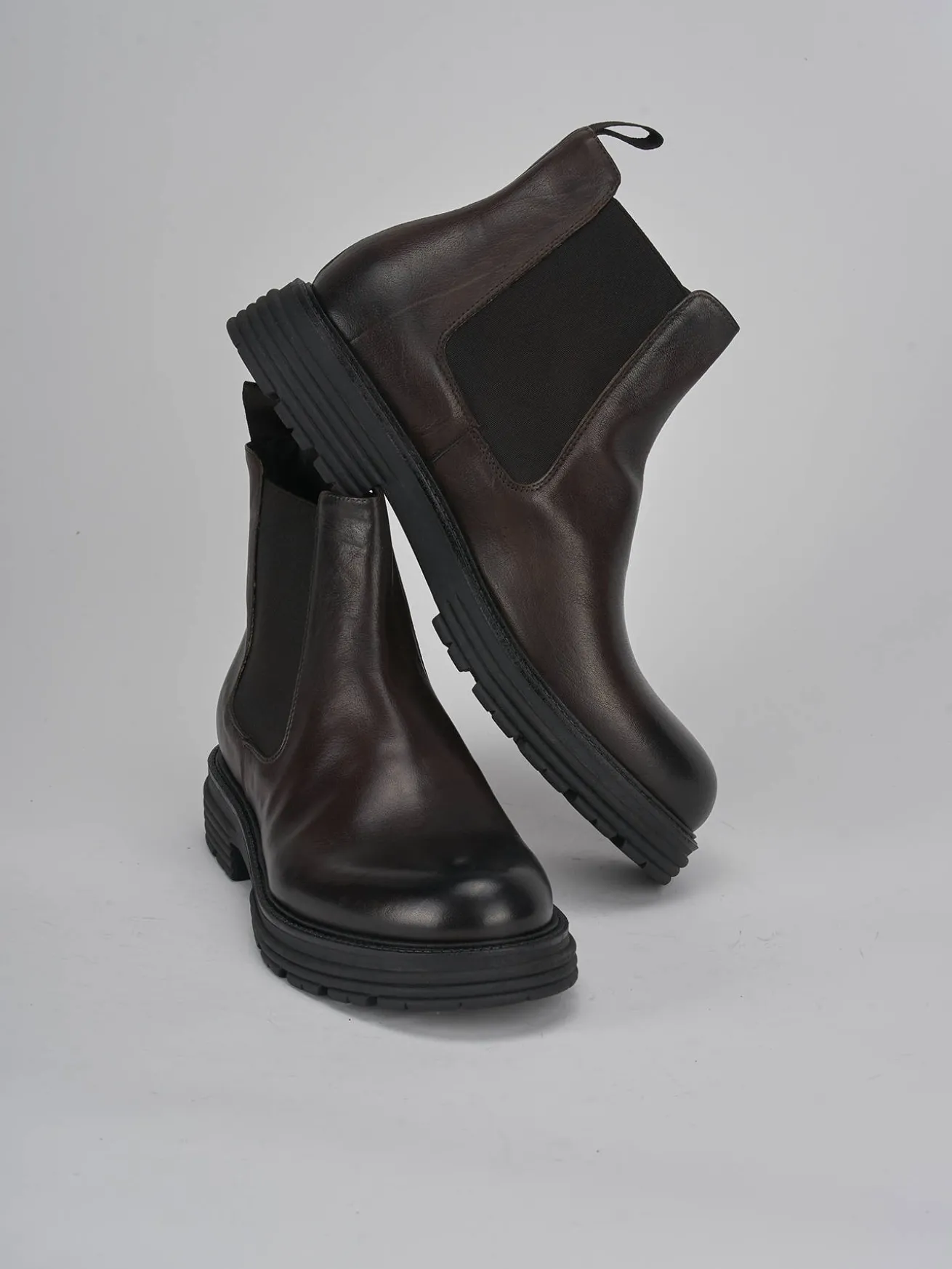 Stivaletto tacco 2 cm testa pelle