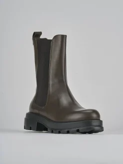 Stivaletto tacco 2 cm testa pelle