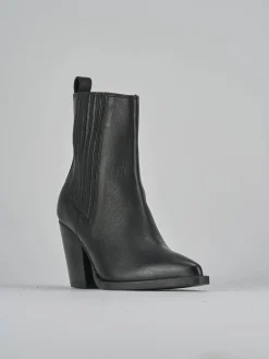 Stivaletto texano tacco 9 cm nero pelle