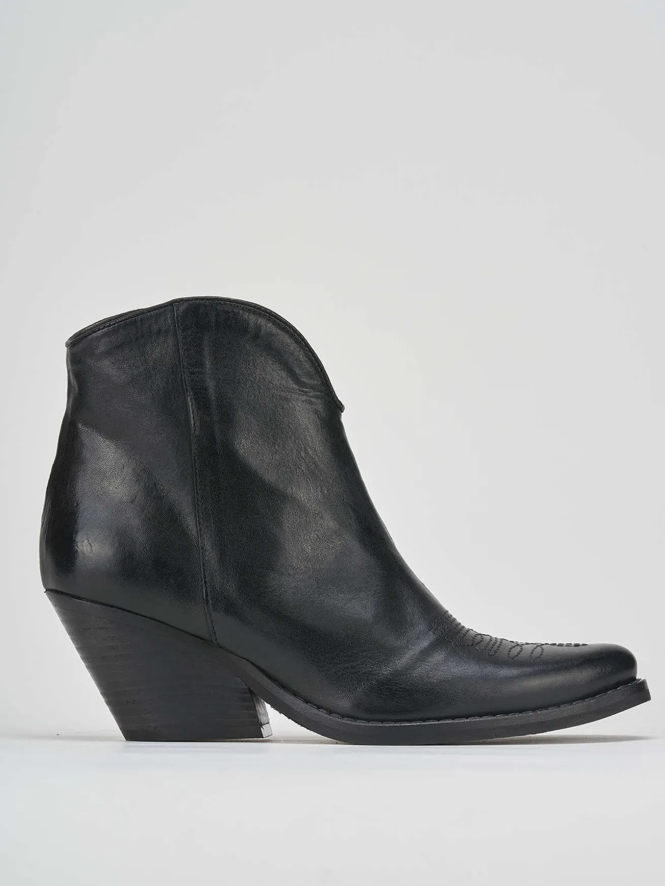 Stivaletto texano tacco 6 cm nero pelle