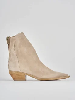 Stivaletto texano tacco 3 cm beige camoscio