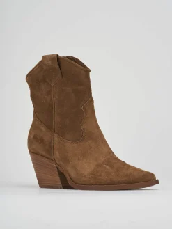 Stivaletto texano tacco 7cm marrone camoscio