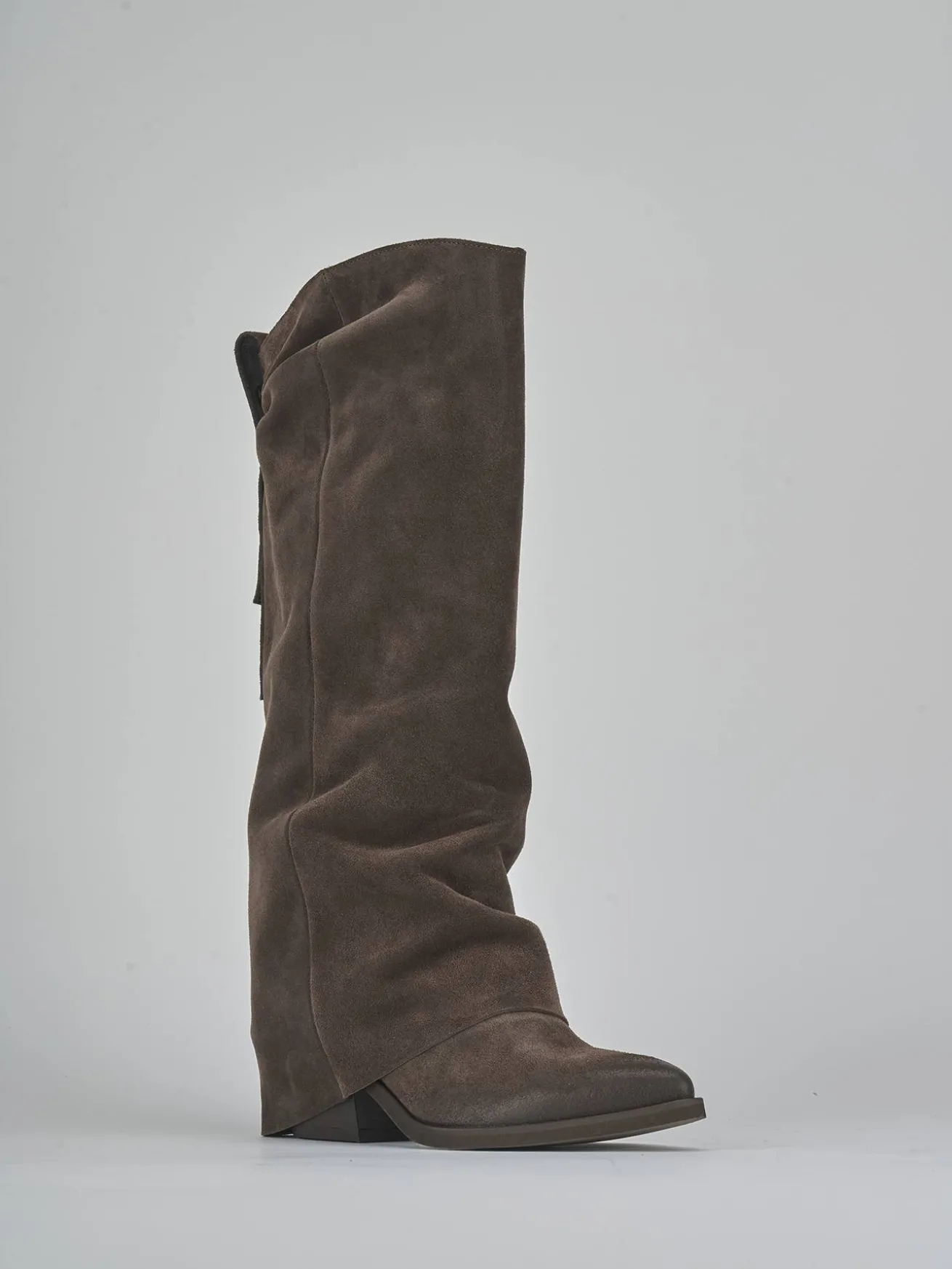 Stivali tacco 4cm camoscio testa