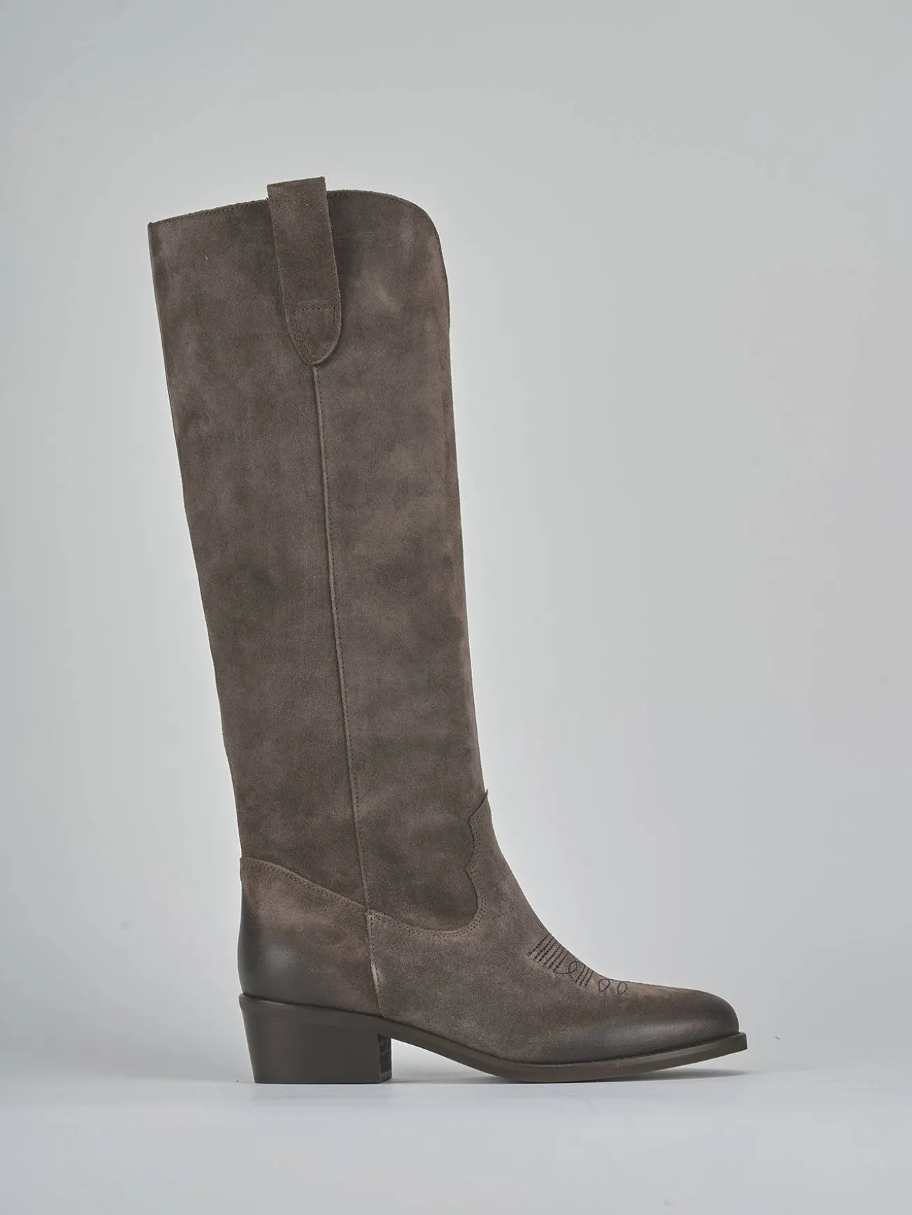 Stivali tacco 4cm camoscio testa