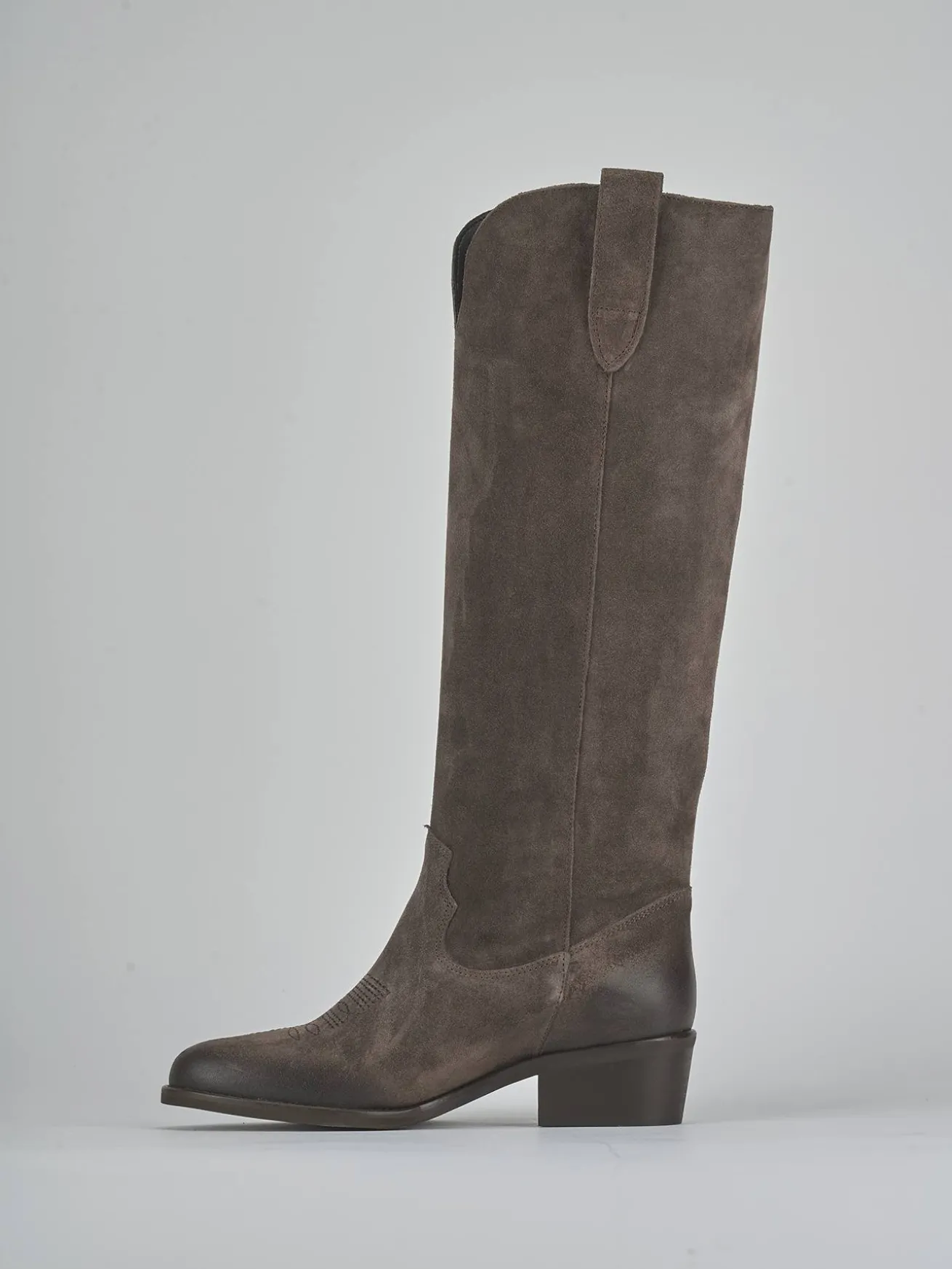 Stivali tacco 4cm camoscio testa