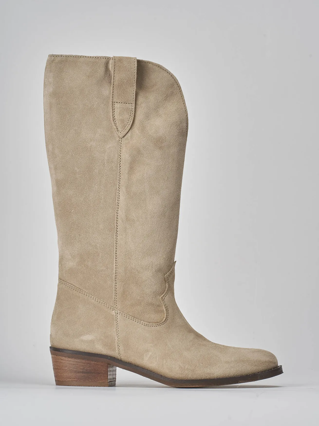 Stivali tacco 3cm camoscio beige