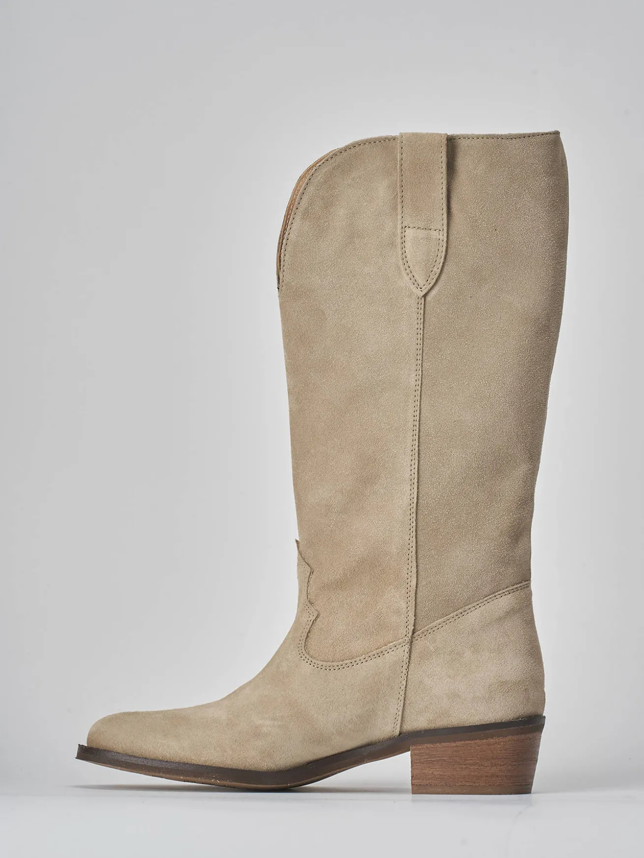 Stivali tacco 3cm camoscio beige