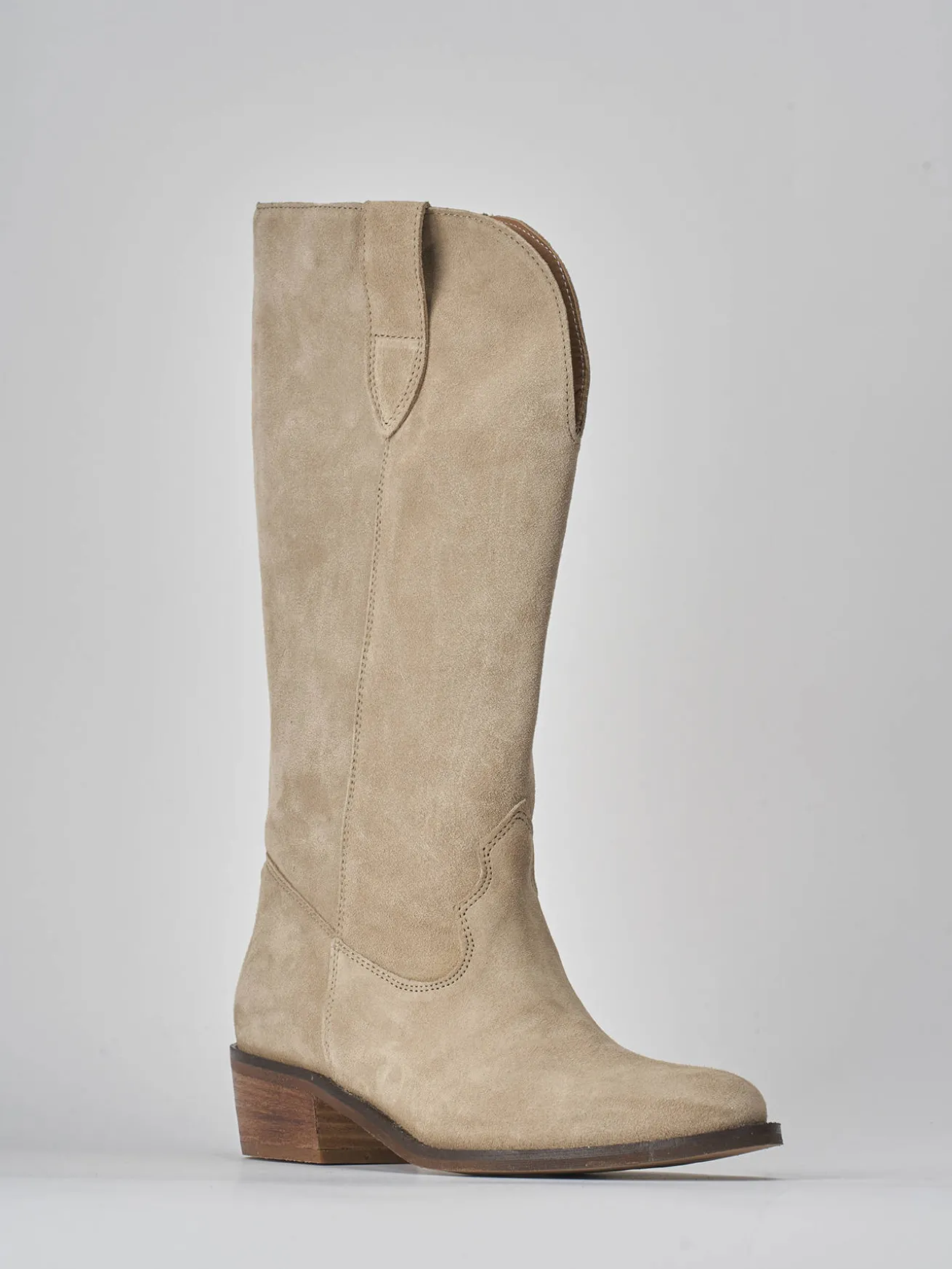 Stivali tacco 3cm camoscio beige