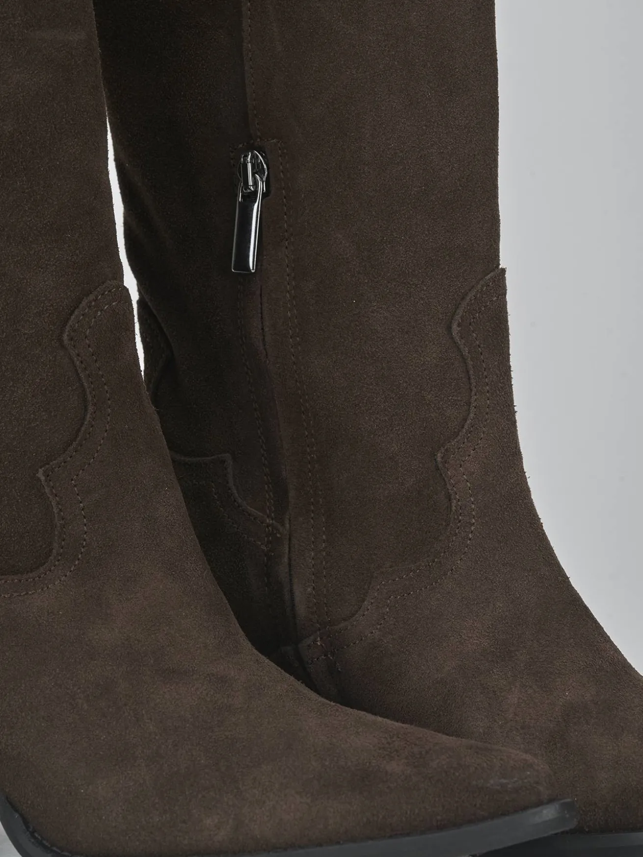 Stivali tacco 6cm camoscio testa