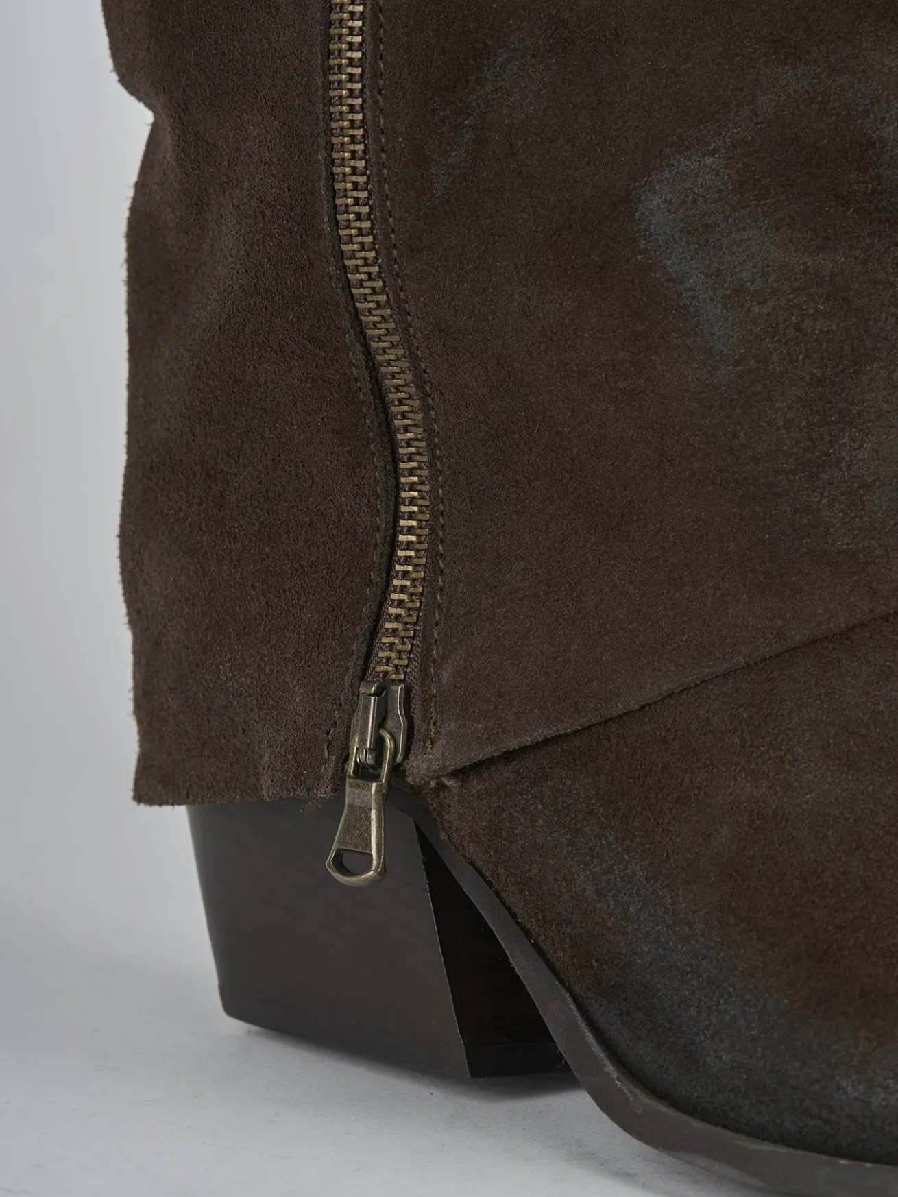 Stivali tacco 7cm camoscio testa