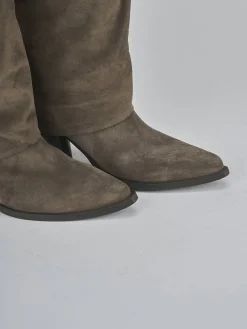 Stivali tacco 3cm camoscio beige