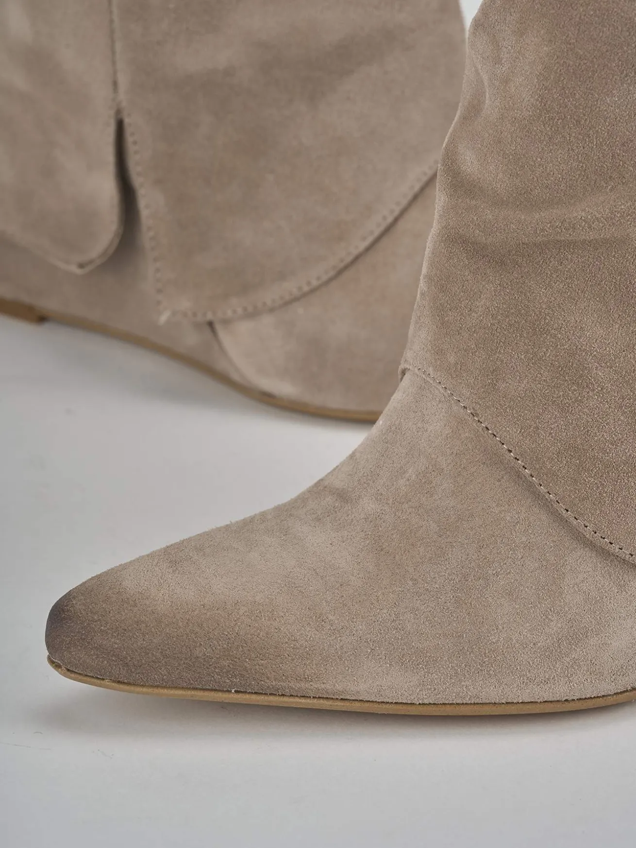 Stivali tacco 9cm camoscio marrone