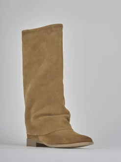 Stivali tacco 2cm camoscio marrone