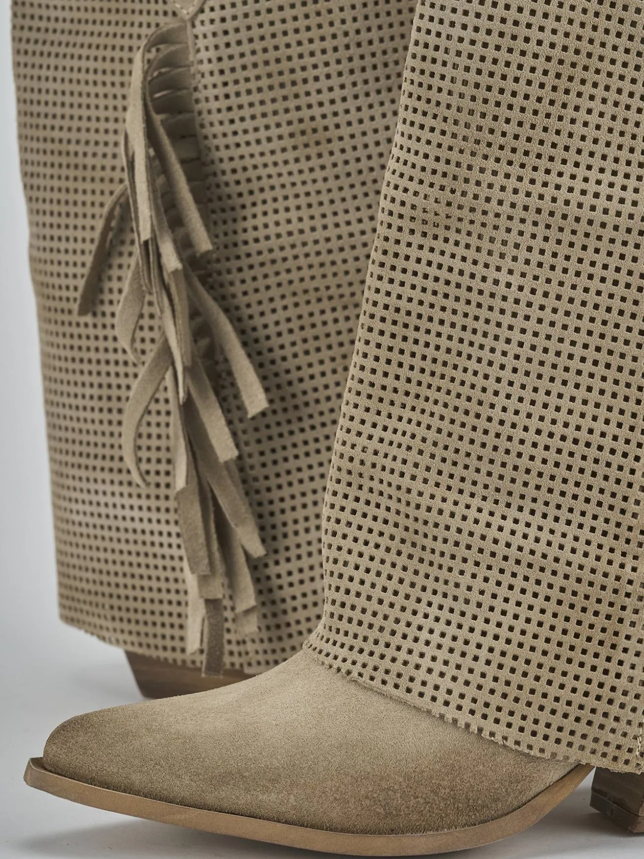 Stivali tacco 7cm camoscio beige