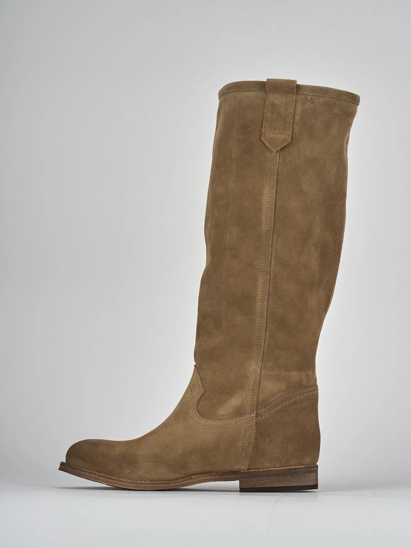 Stivali tacco 1cm camoscio beige