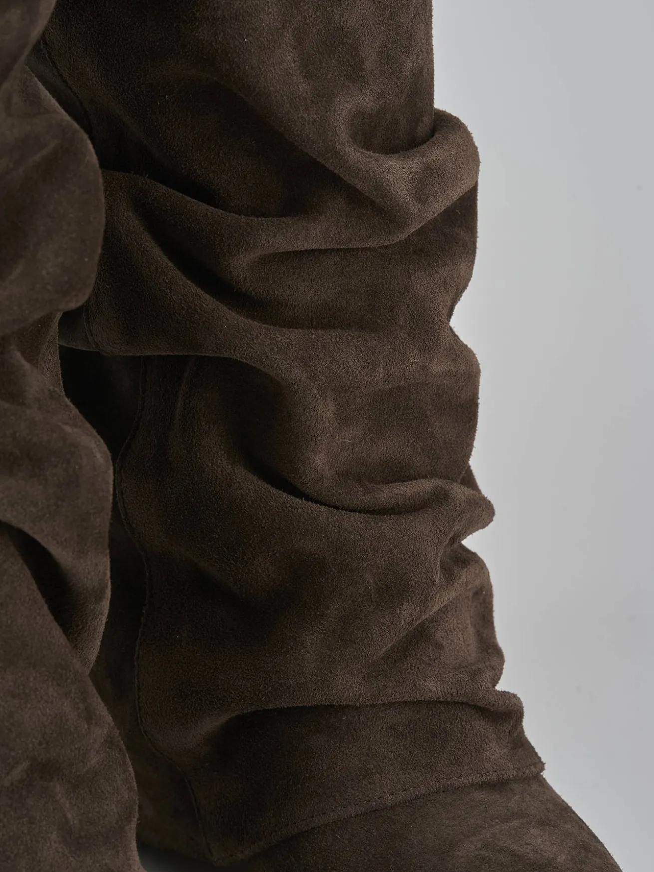 Stivali tacco 7cm camoscio testa