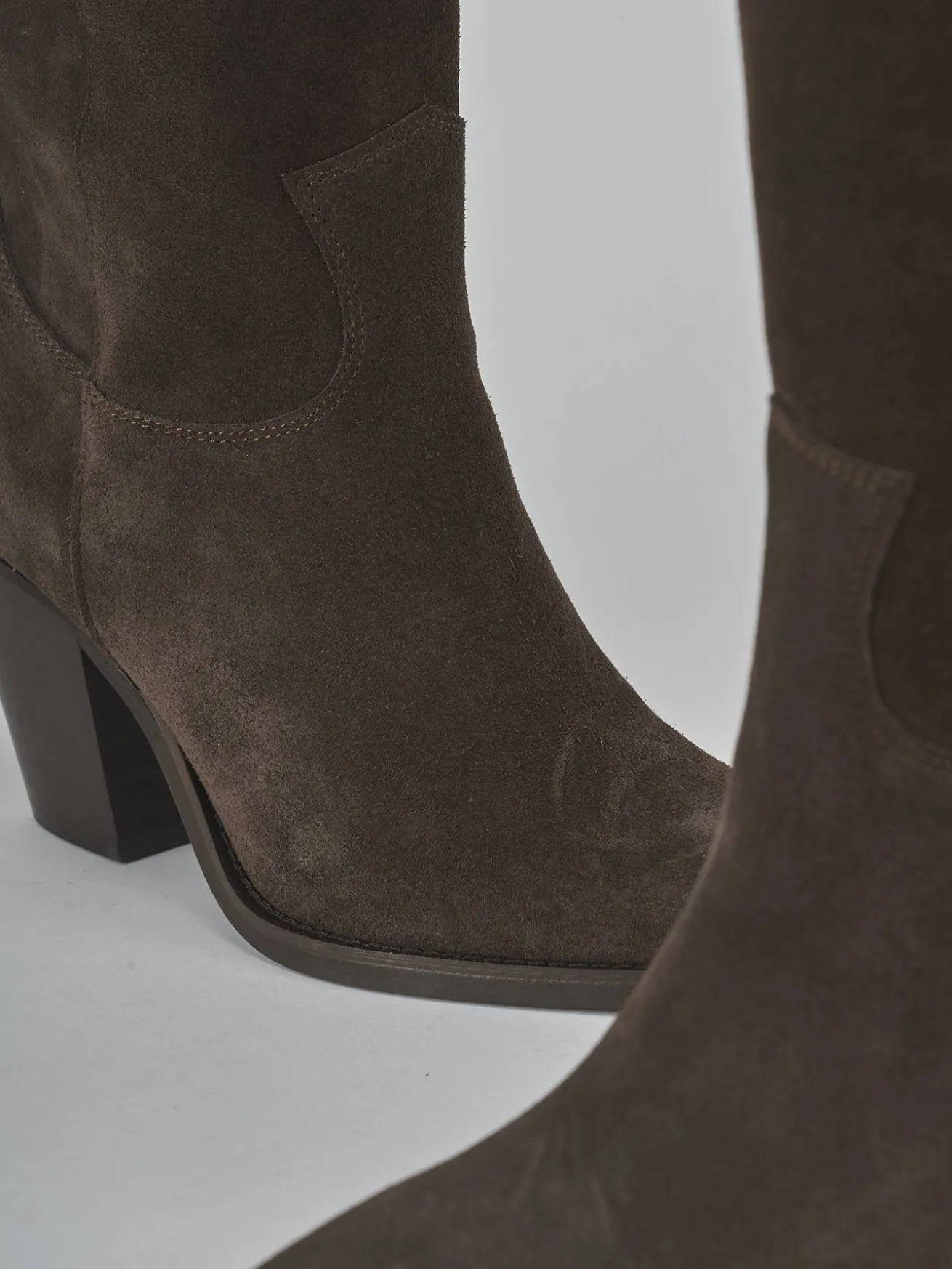 Stivali tacco 8cm camoscio testa