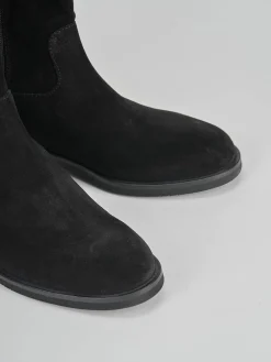 Stivali tacco 2cm camoscio nero