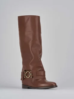 Stivali tacco 2cm pelle marrone